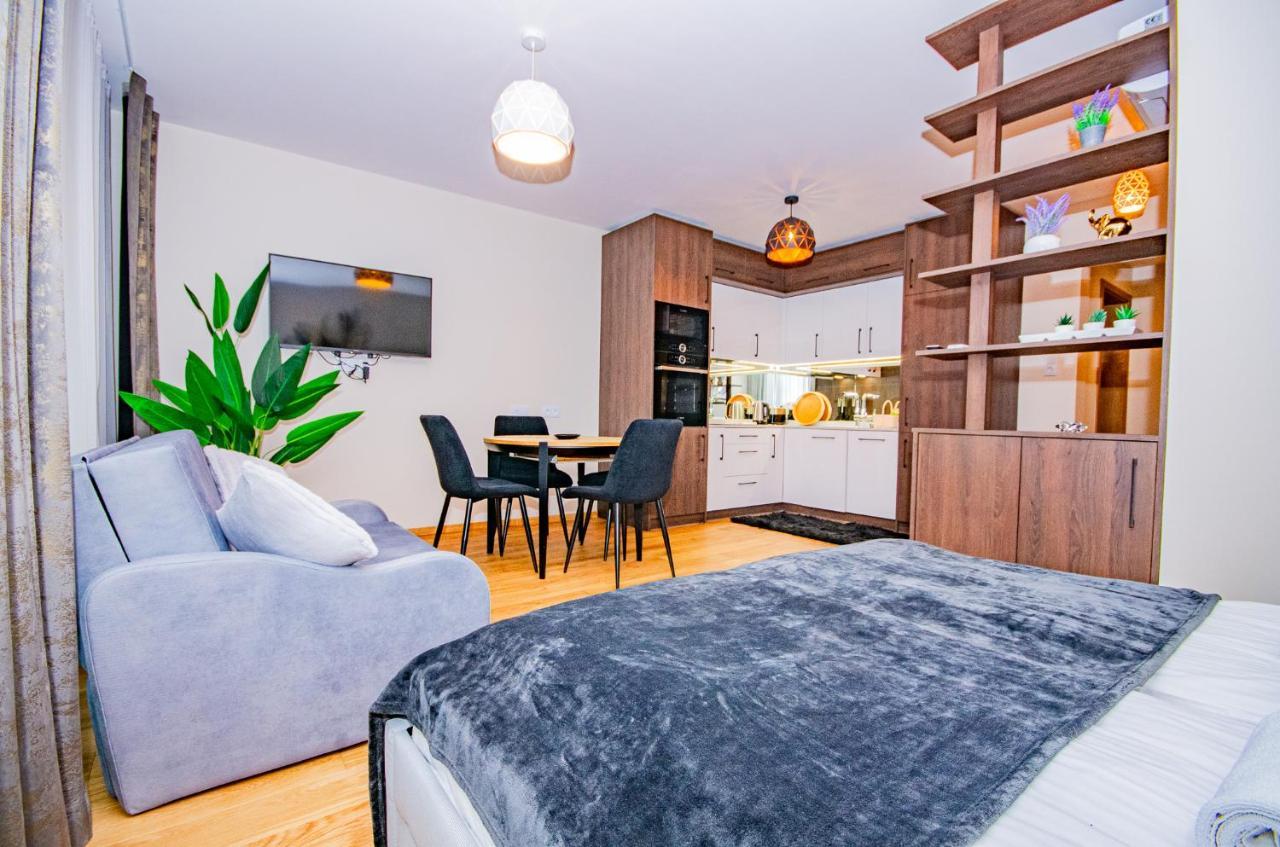 Inpoint Spacious Apartments Near Main Square & Kazimierz District クラクフ エクステリア 写真