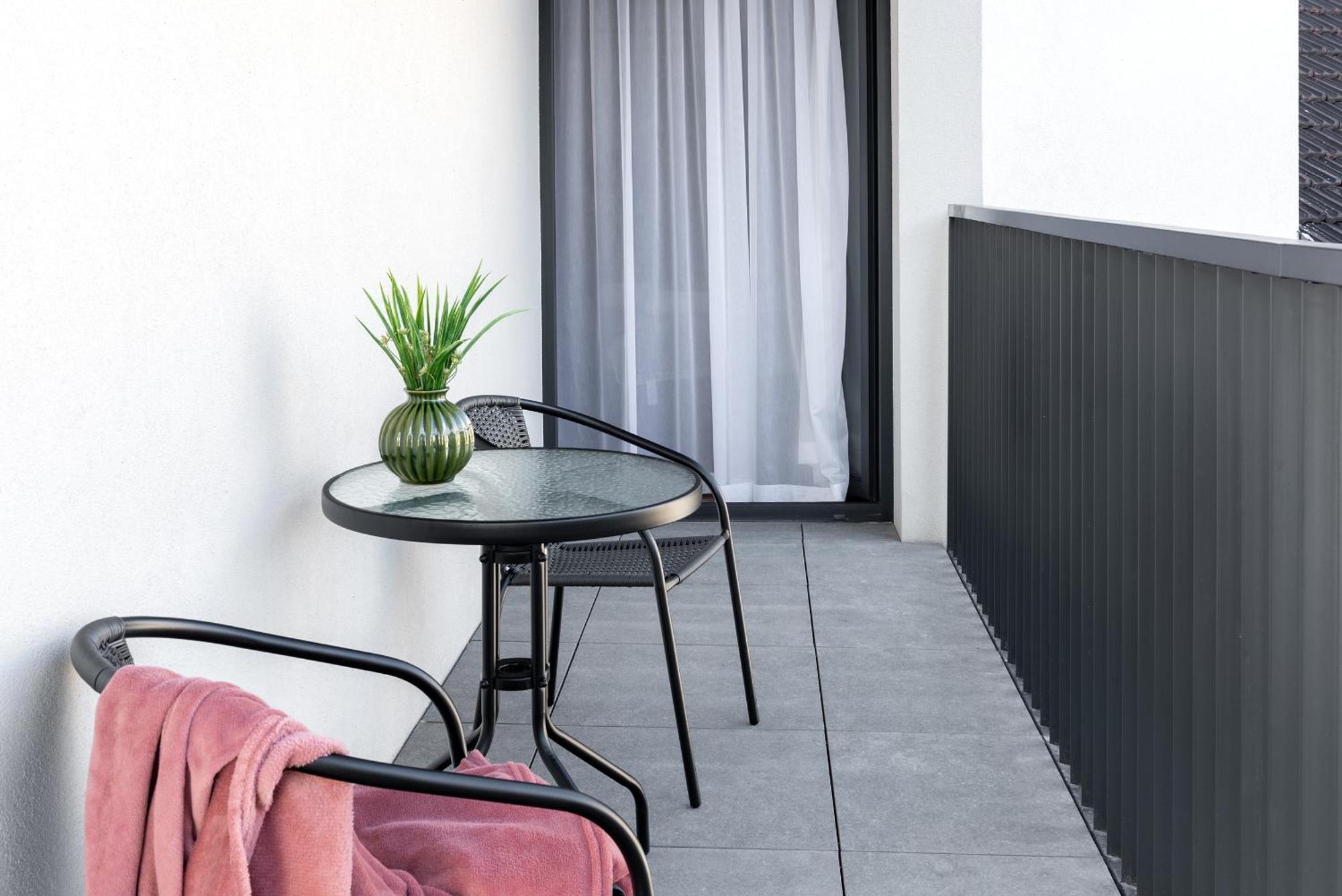 Inpoint Spacious Apartments Near Main Square & Kazimierz District クラクフ 部屋 写真