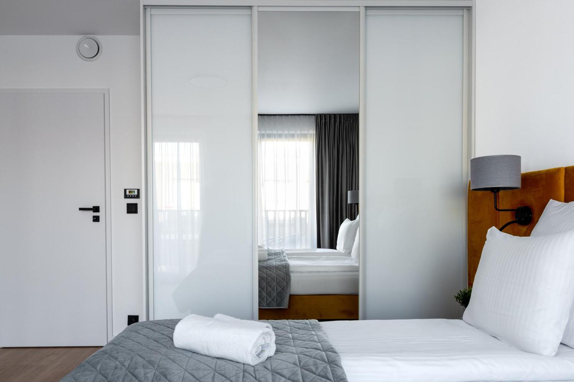 Inpoint Spacious Apartments Near Main Square & Kazimierz District クラクフ 部屋 写真